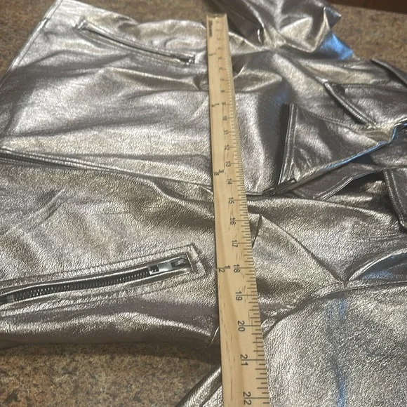 Who What Where Vegan Leather Moto Jacket Silver Womens Size X Long Sleeve - Picture 9 of 11